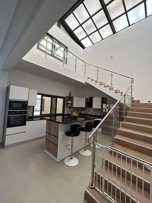Appartement Duplex Rooftop Vue Mer Virage Ocean Avec Jacuzzi à Dakar